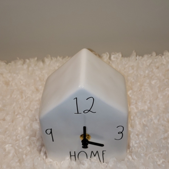 Rae dunn HOME Birdhouse Clock - Picture 3 of 3